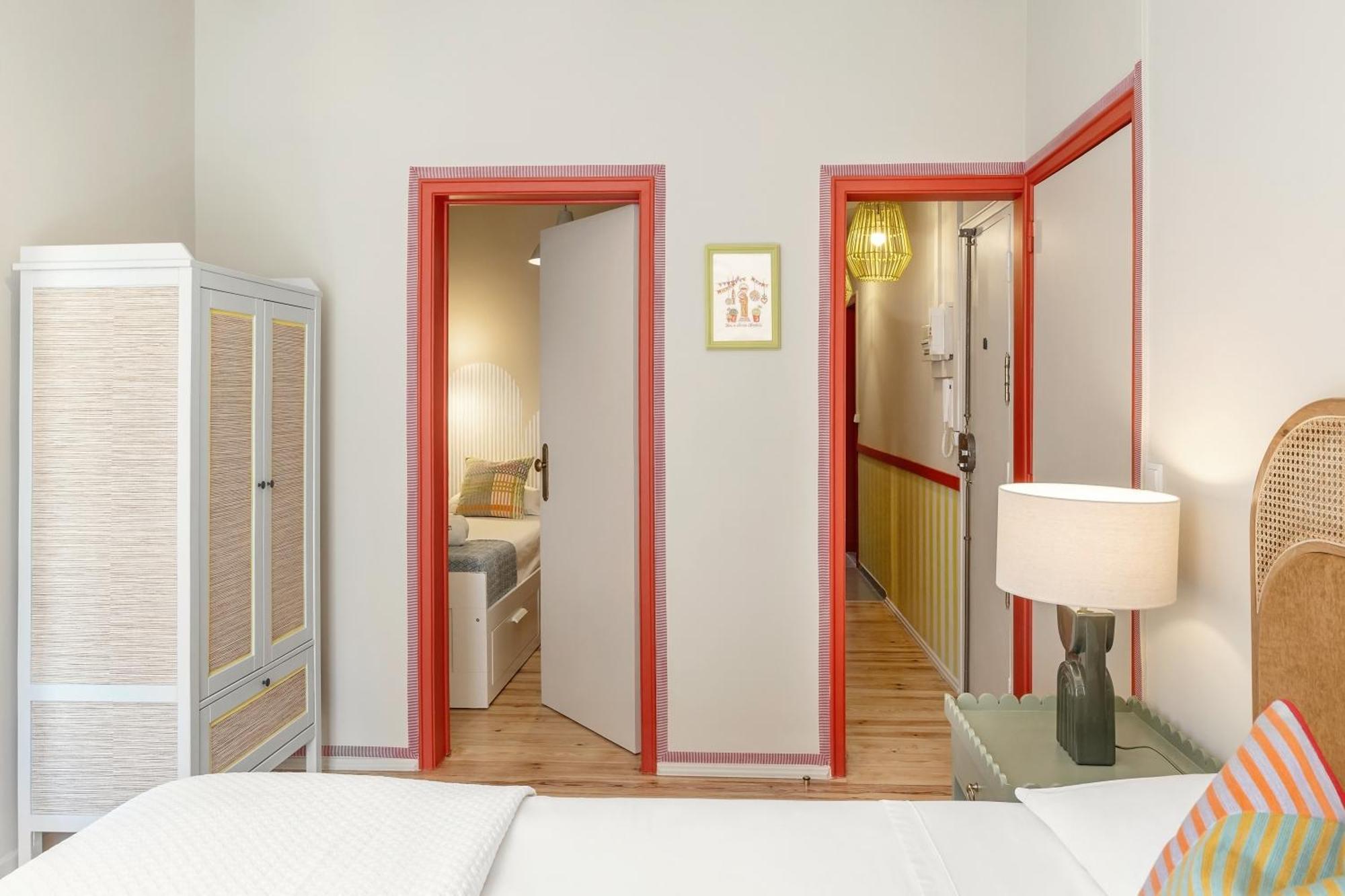 The Traditional Arts Memoir, Downtown Flat With Balcony And Comfort Lisboa Eksteriør billede
