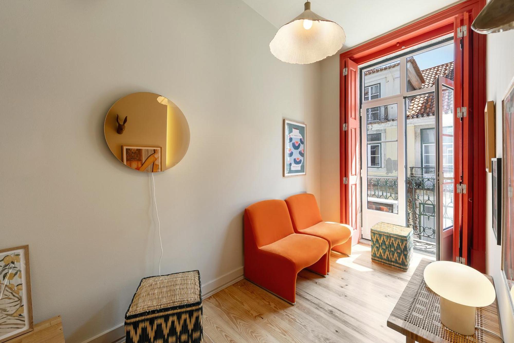 The Traditional Arts Memoir, Downtown Flat With Balcony And Comfort Lisboa Eksteriør billede